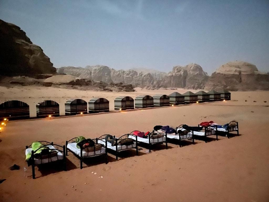 Bedouin Tours Camp Hotel Wadi Rum Bagian luar foto