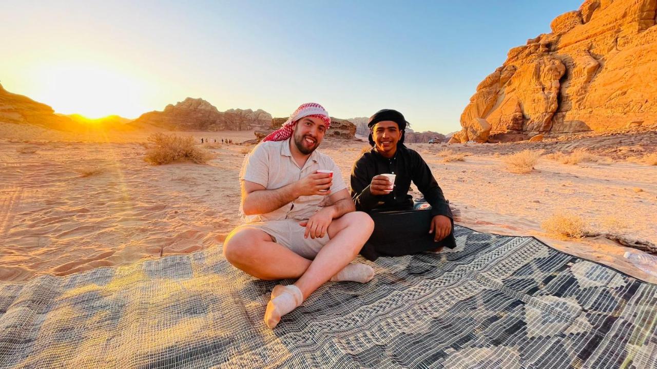 Bedouin Tours Camp Hotel Wadi Rum Bagian luar foto