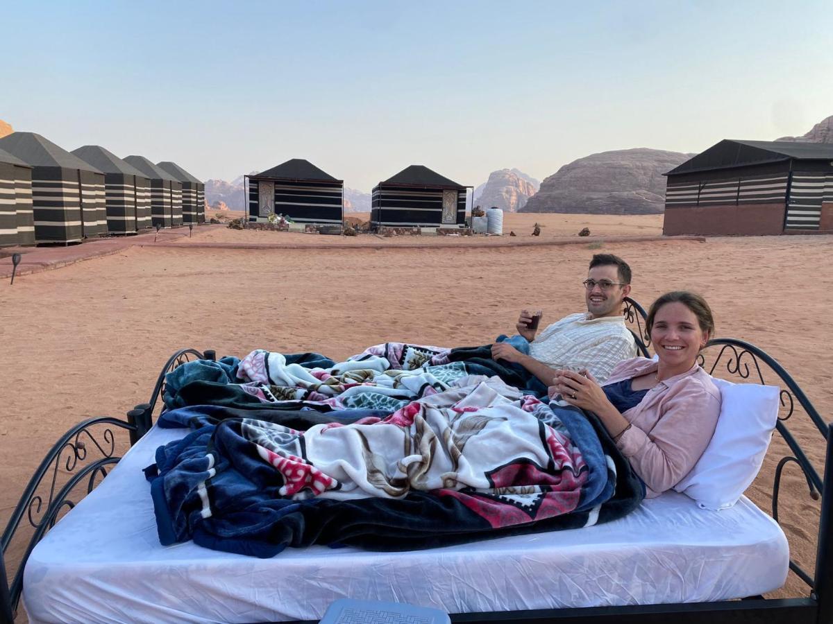 Bedouin Tours Camp Hotel Wadi Rum Bagian luar foto