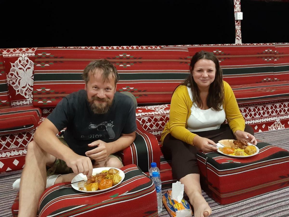 Bedouin Tours Camp Hotel Wadi Rum Bagian luar foto