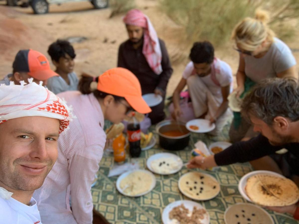 Bedouin Tours Camp Hotel Wadi Rum Bagian luar foto