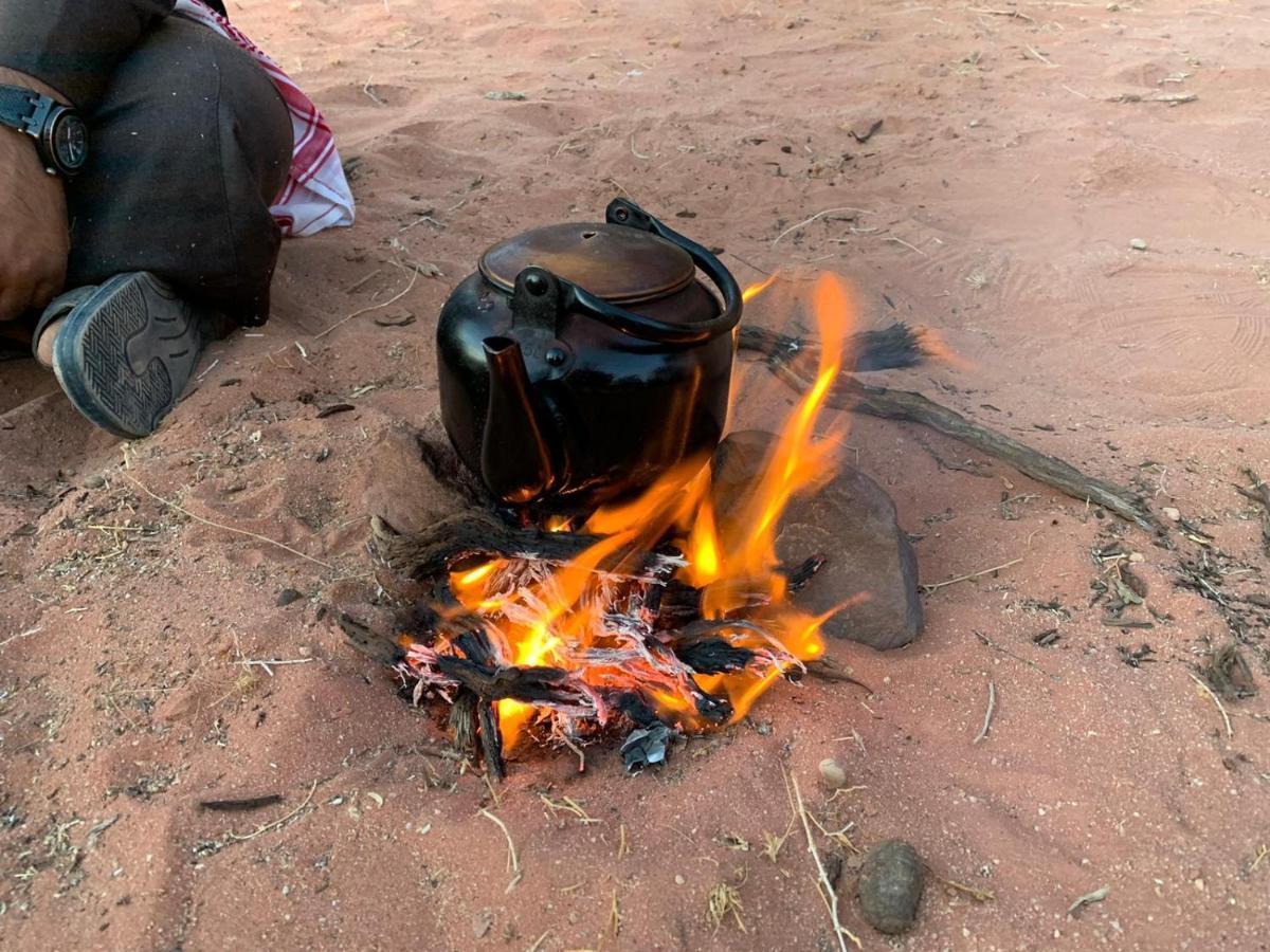 Bedouin Tours Camp Hotel Wadi Rum Bagian luar foto